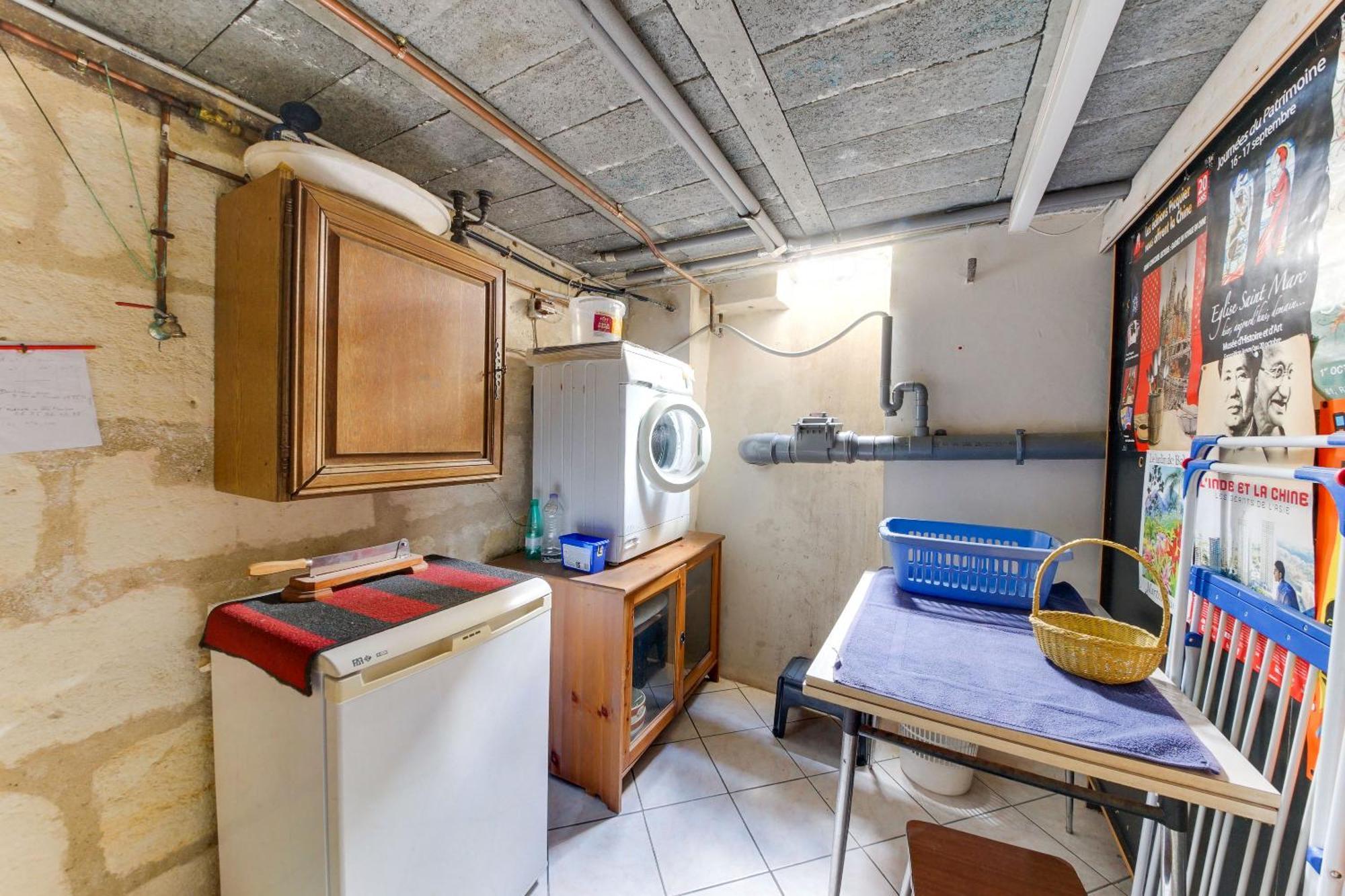 Superbe maison en pierre bordelaise avec parking, deux lits doubles, terrasse et jardin Bordeaux Extérieur photo